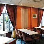 Escurial - Centre Gare Hotel 3*