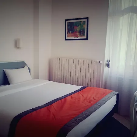 Escurial - Centre Gare 3* ميتز