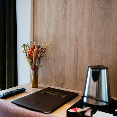 Cit'Hotel L'Escurial 3*