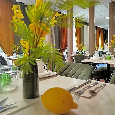 Cit'hotel L'escurial - Centre Gare Szálloda Metz