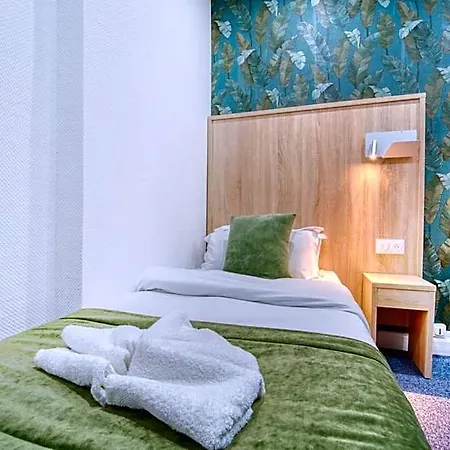 Cit'hotel L'escurial - Centre Gare فندق ميتز