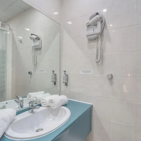 Cit'hotel L'escurial - Centre Gare Szálloda Metz