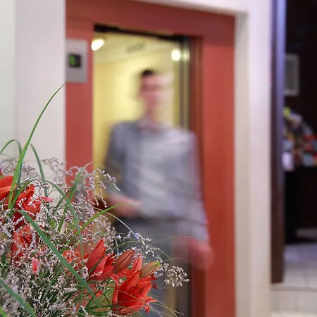 Hotel Escurial - Centre Gare