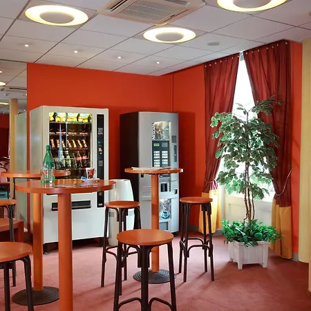 Escurial - Centre Gare Szálloda 3*