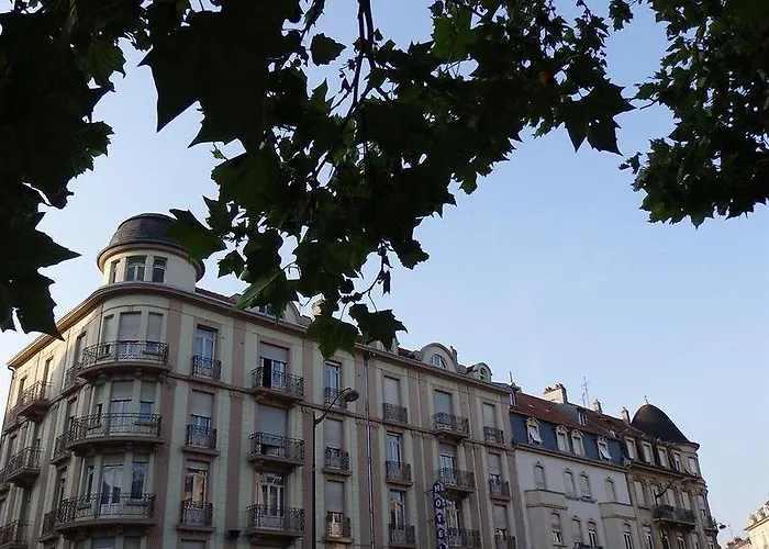 Escurial - Centre Gare 3* Metz