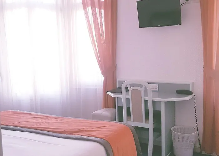 Hotel Escurial - Centre Gare 3*