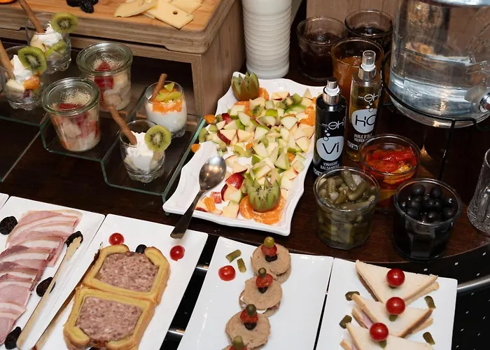 Hotel Escurial - Centre Gare 3*