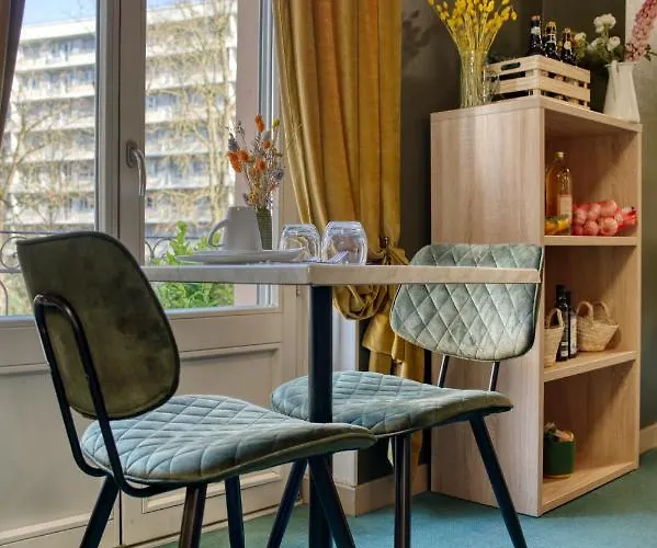 Escurial - Centre Gare Hotel 3*