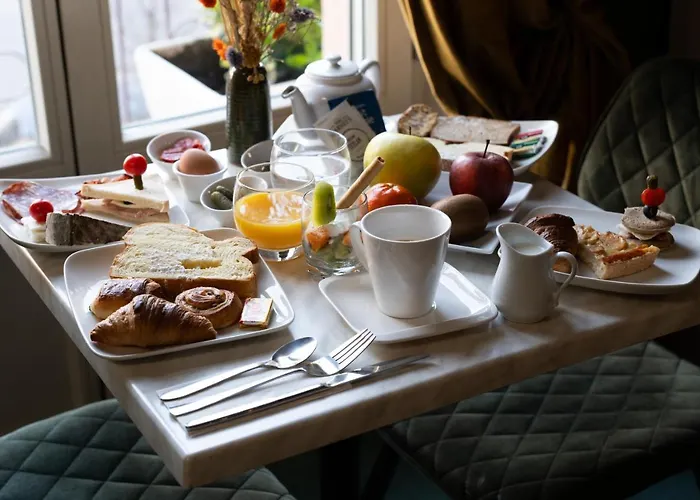 Hotel Escurial - Centre Gare 3*