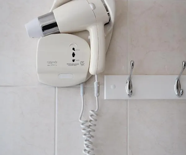 Escurial - Centre Gare 3* Metz