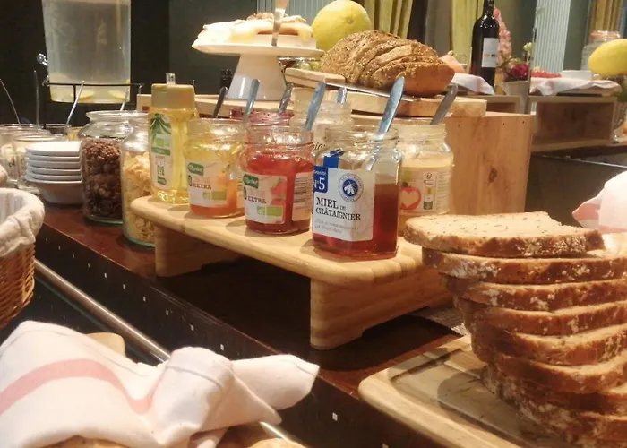 Escurial - Centre Gare 3* Metz