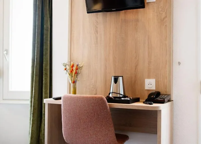 Hotel Escurial - Centre Gare 3*